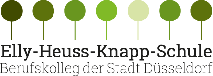 Das Logo der Elly-Heuss-Knapp Schule zeigt 7 grüne Bäume unter denen die Schule steht.